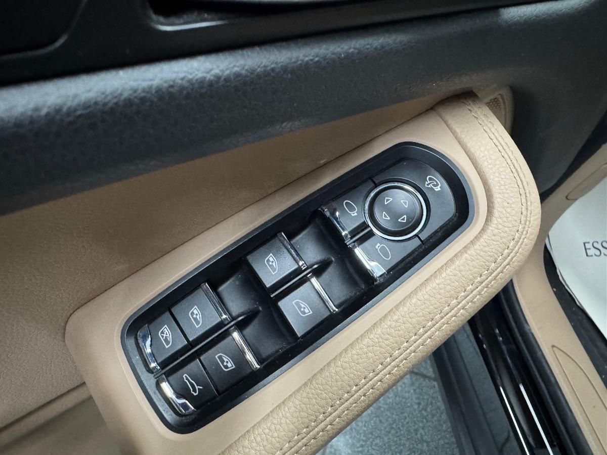 PORSCHE MACAN 2.0 245CV UNICO PROP/ IVA DEDUCIBILE