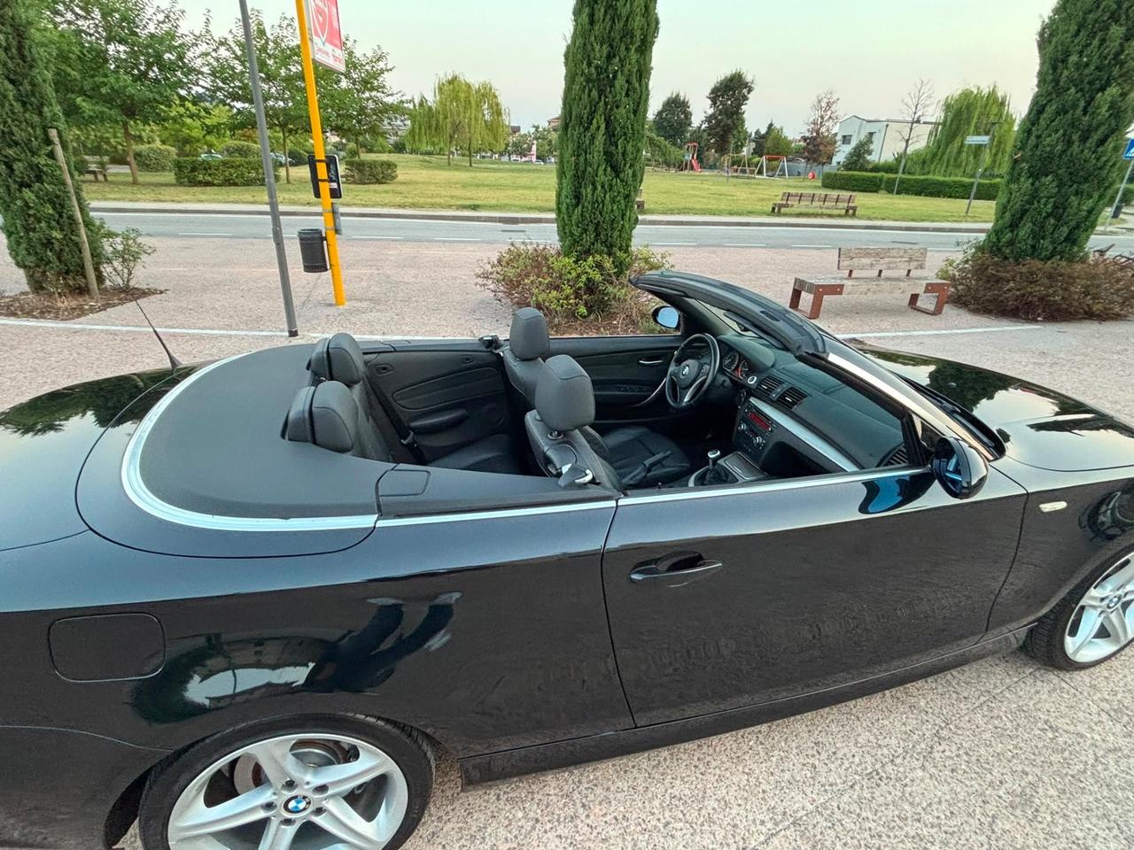 Bmw 120 .2.0 i Cabrio Attiva pronta al uso