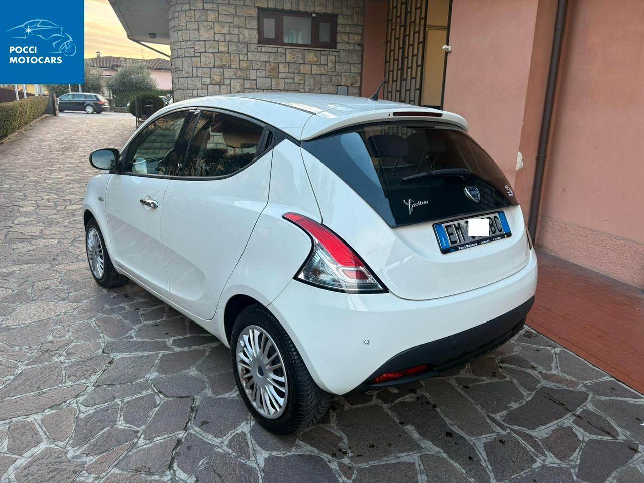 Lancia Ypsilon 1.2 69 CV 5 porte S&S Silver