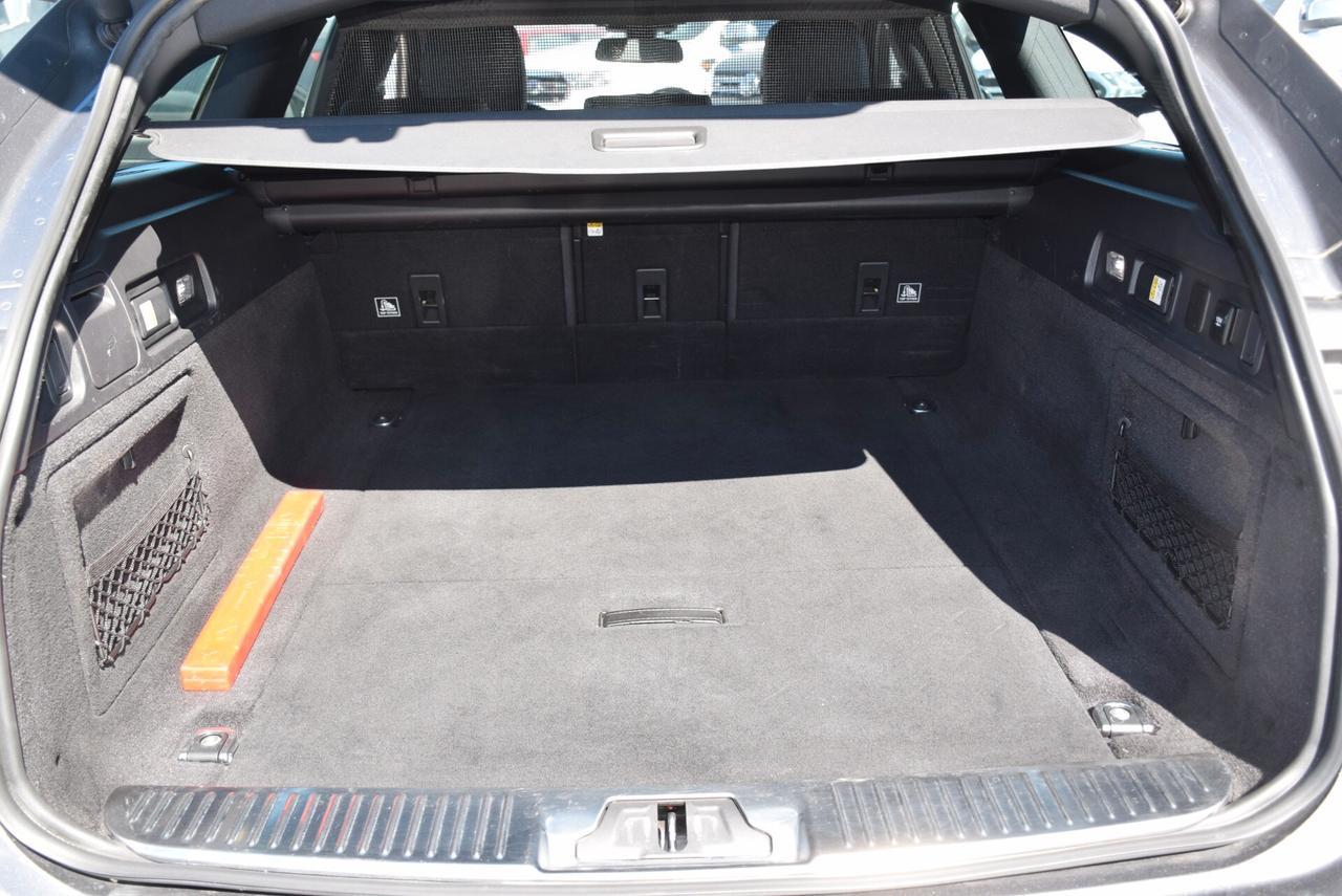 Jaguar XF Sportbrake 4X4 2.0D 180CV AWD automatica Prestige NAVI CRUISE SENSORI CAM PELLE BT