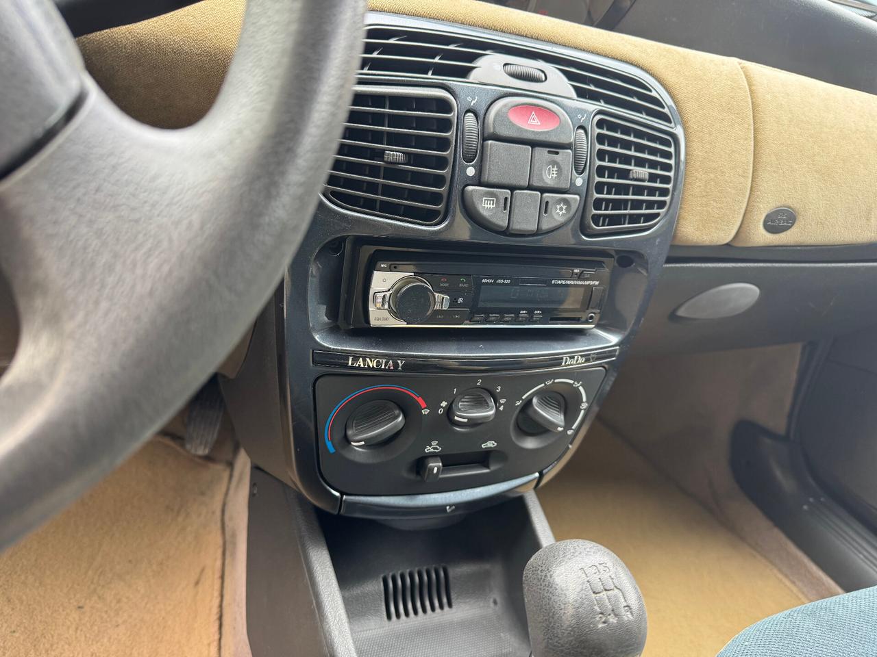 Lancia Y 1.2i cat DoDo 06/2002