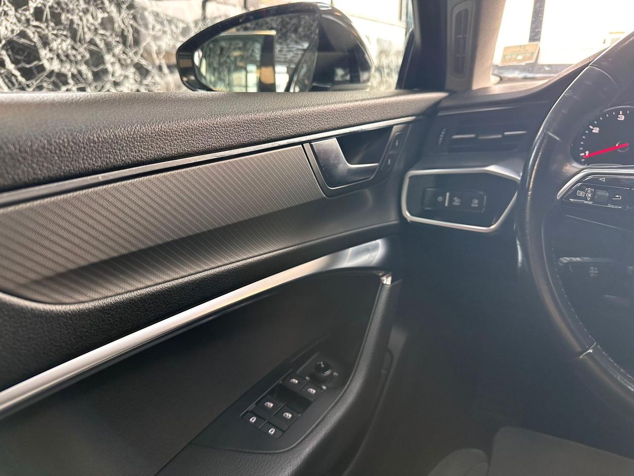 Audi A6 Avant 40 2.0 TDI S tronic Business Design