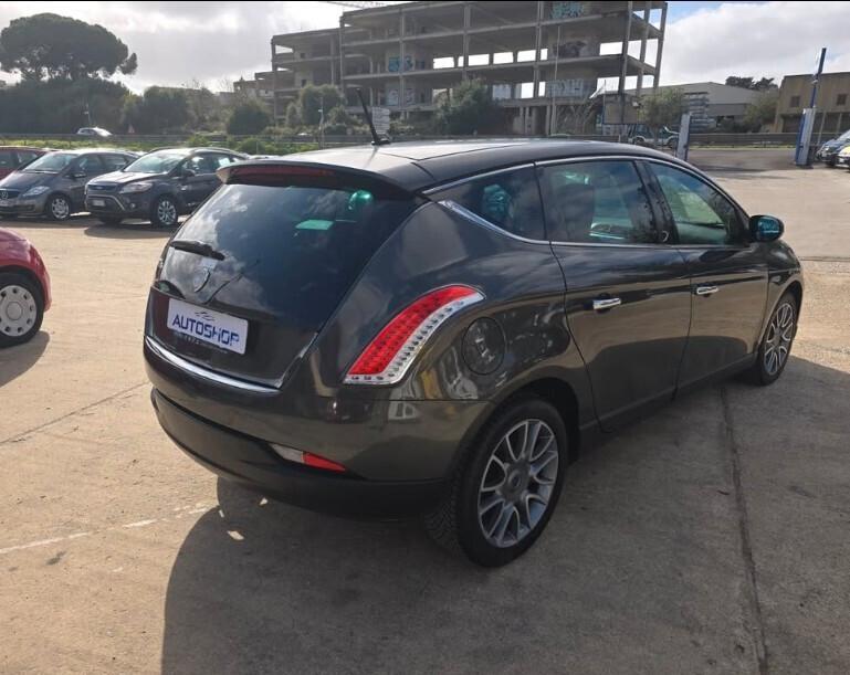 Lancia Delta 1.6 MJT DPF Platino