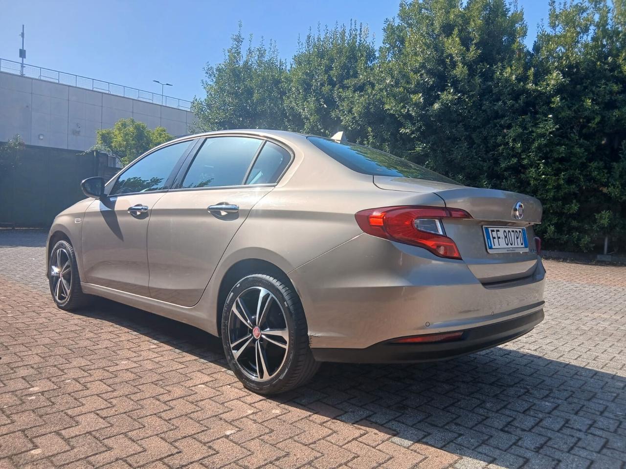 Fiat Tipo 1.6 Mjt 4 porte Lounge