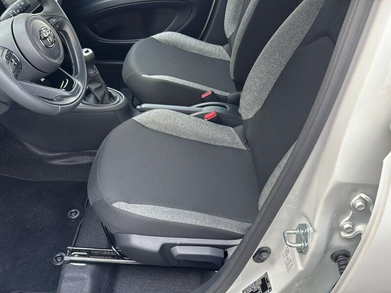 Toyota Aygo X Aygo X 1.0 Active 72cv