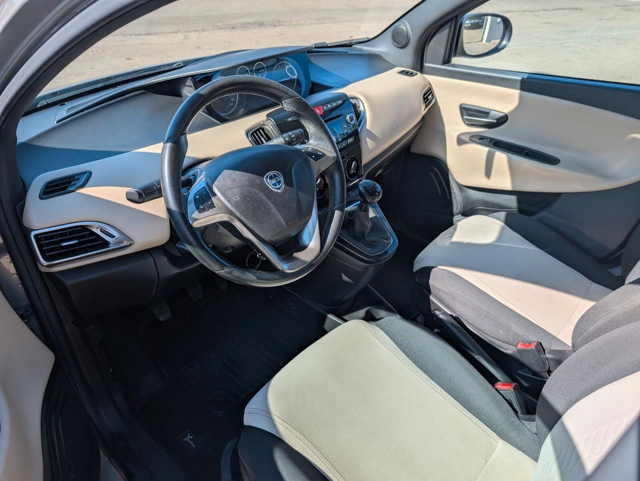 Lancia Ypsilon 1.3 MJT 16V 95 CV 5 porte S&S Gold