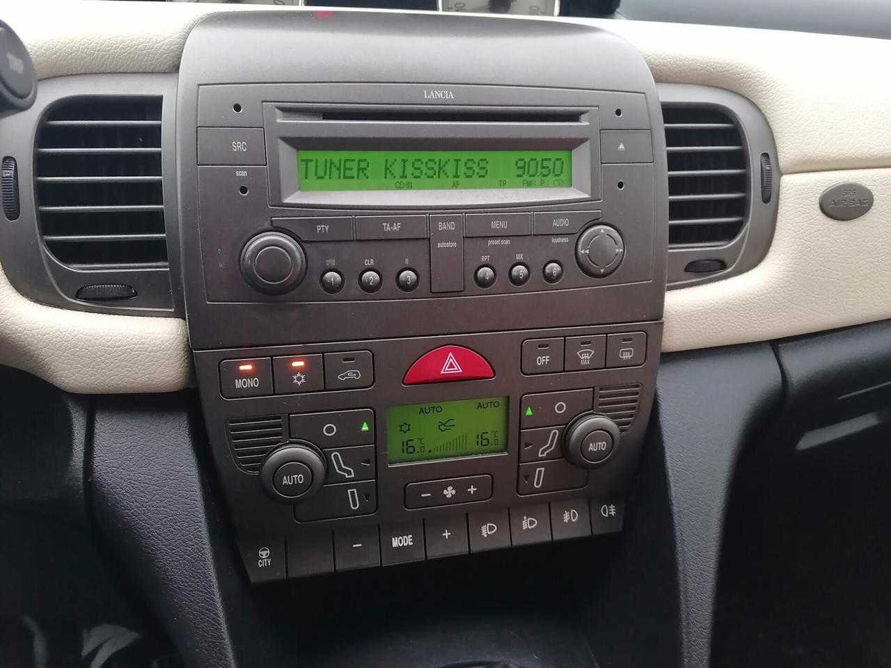 Lancia Ypsilon 1.3 Multijet 16V Platino