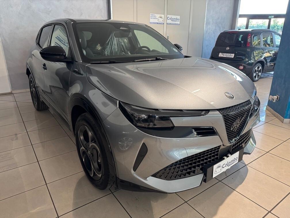Alfa Romeo Junior 1.2 ibrida Milano Cortina 2026 145cv edct6
