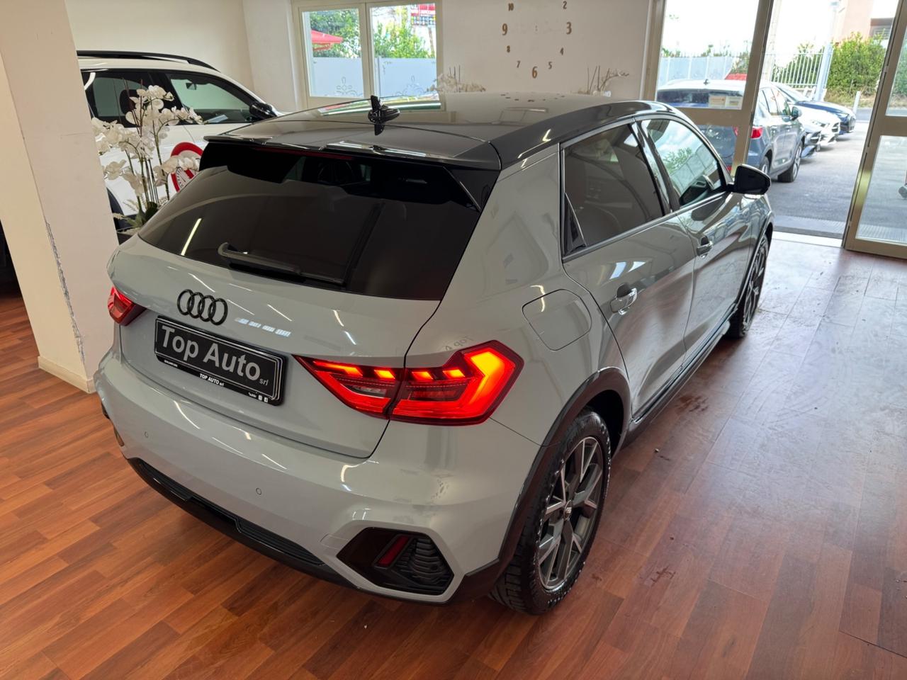 AUDI A1 CITYCARVER 35 TFSI S TRONIC S LINE EDITION