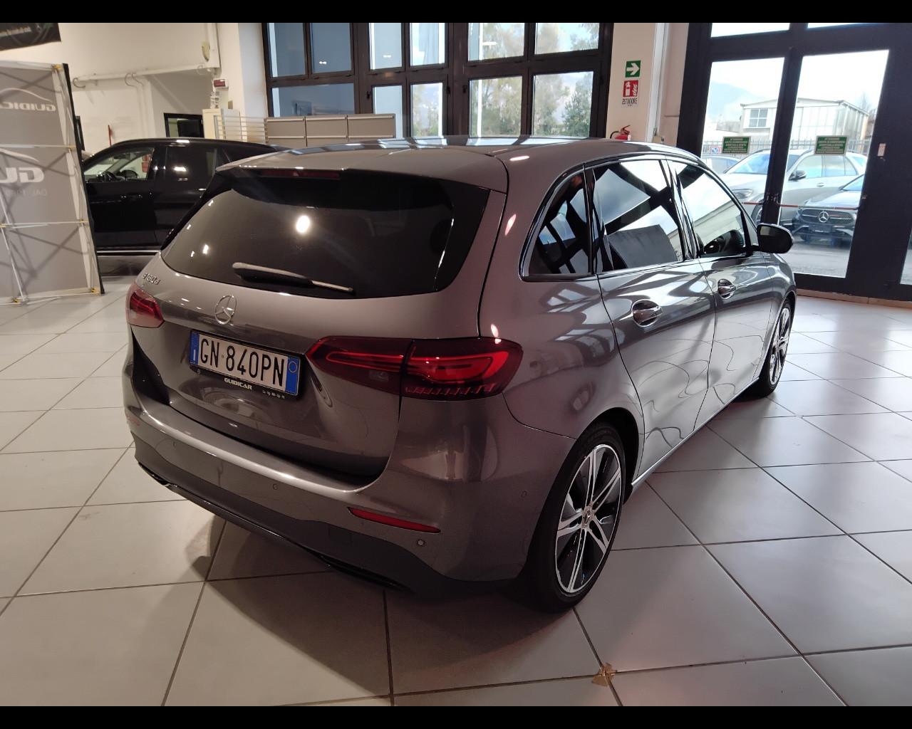 Mercedes-Benz Classe B - W247 2023 - B 180 d Progressive Advanced auto