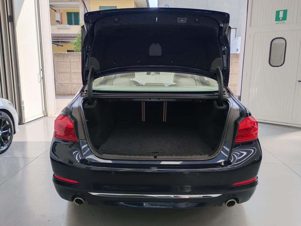 Bmw 520 520d xDrive Luxury