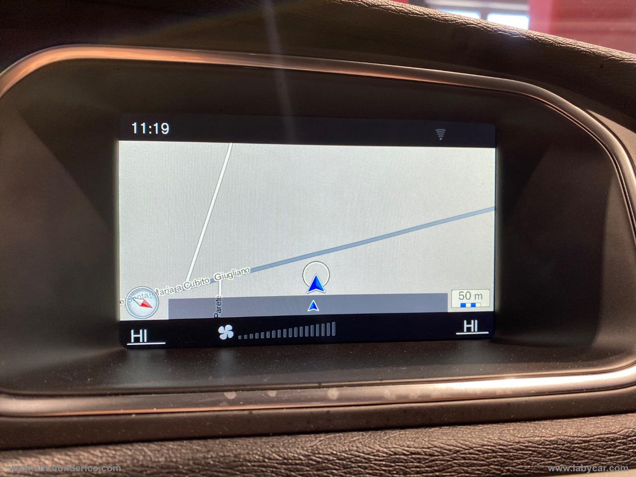 VOLVO V40 D2 Momentum