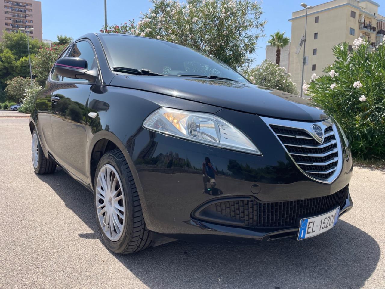 Lancia Ypsilon 1.2 69 CV 5 porte GPL Ecochic Elefantino