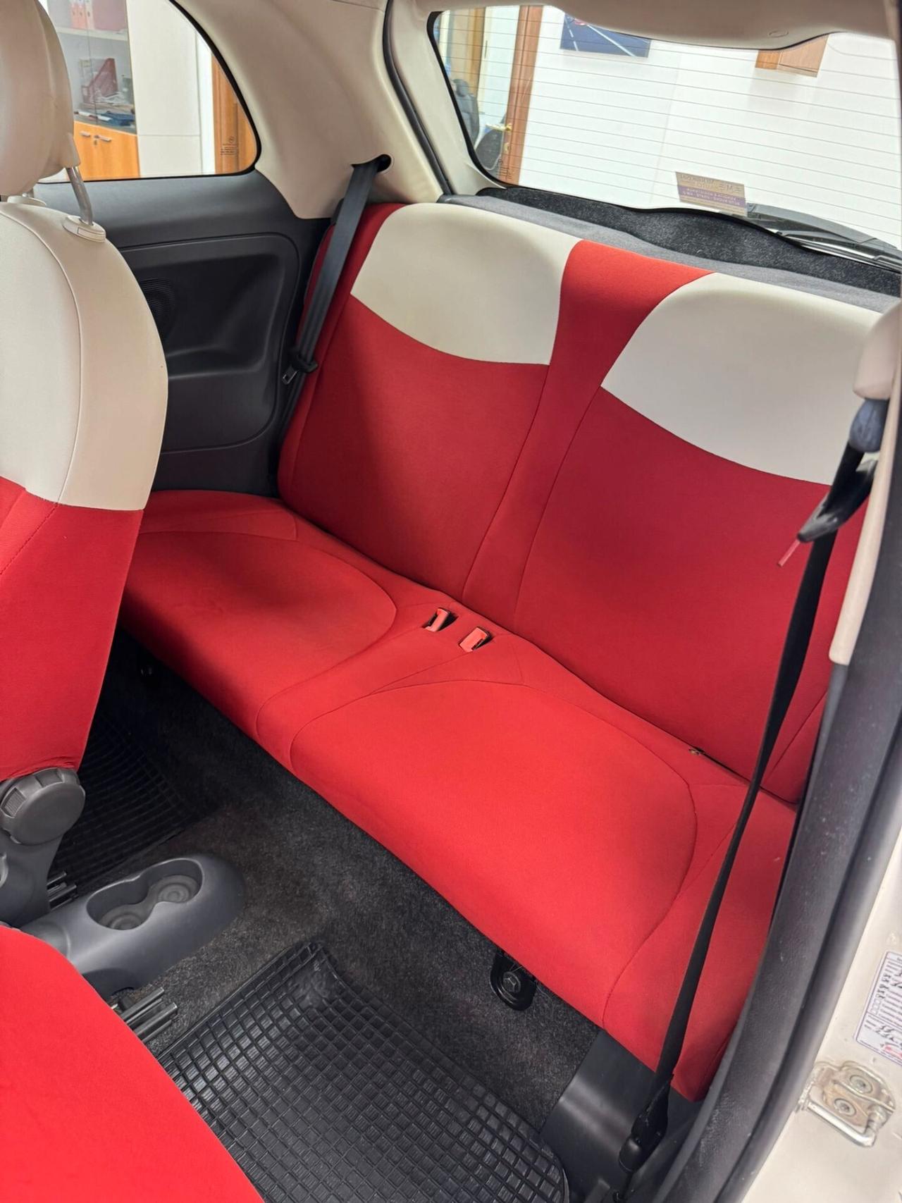 FIAT 500 LOUNGE 1.2 BENZINA 2011