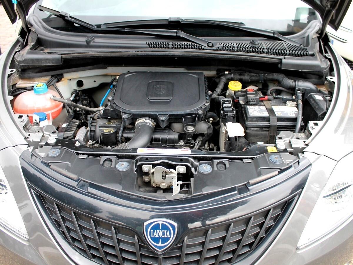 Lancia Ypsilon 1.0 Hybrid FireFly 5 porte S&S Silver Plus **PREZZO VERO** UNIPRO IVA DEDUCIBILE