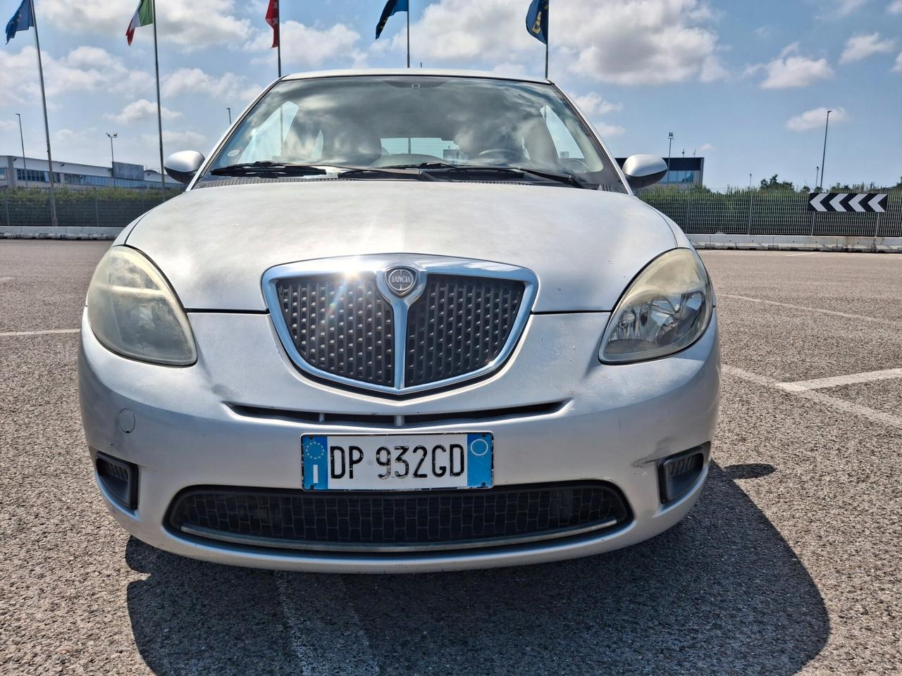 Lancia Ypsilon 1.2 Benzina-OK NEOPATENTATI-