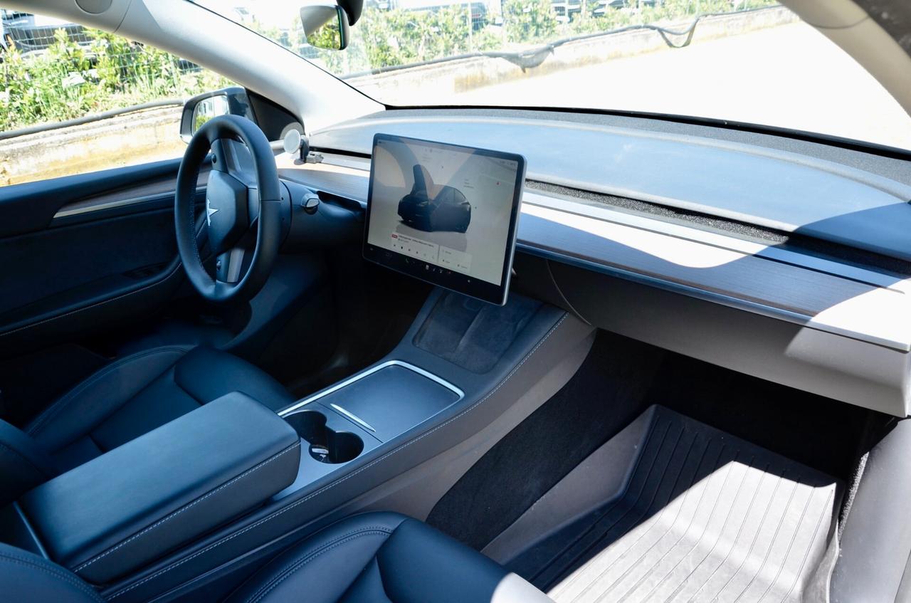 TESLA MODEL Y PERFORMANCE DUAL MOTOR 460cv AWD, PREZZO REALE, IVA 100%, UNICOPROPRIETARIO, PERMUTE