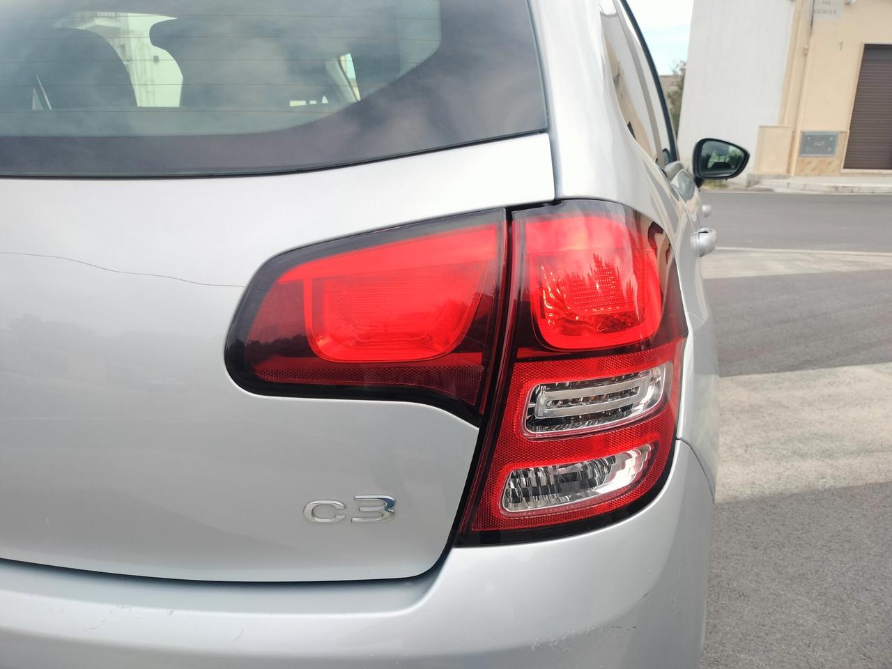 Citroen C3 1.1 Exclusive 128.000km tetto panoramico