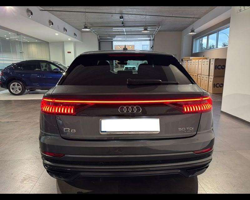 Audi Q8 50 TDI 286 CV quattro tiptronic Sport