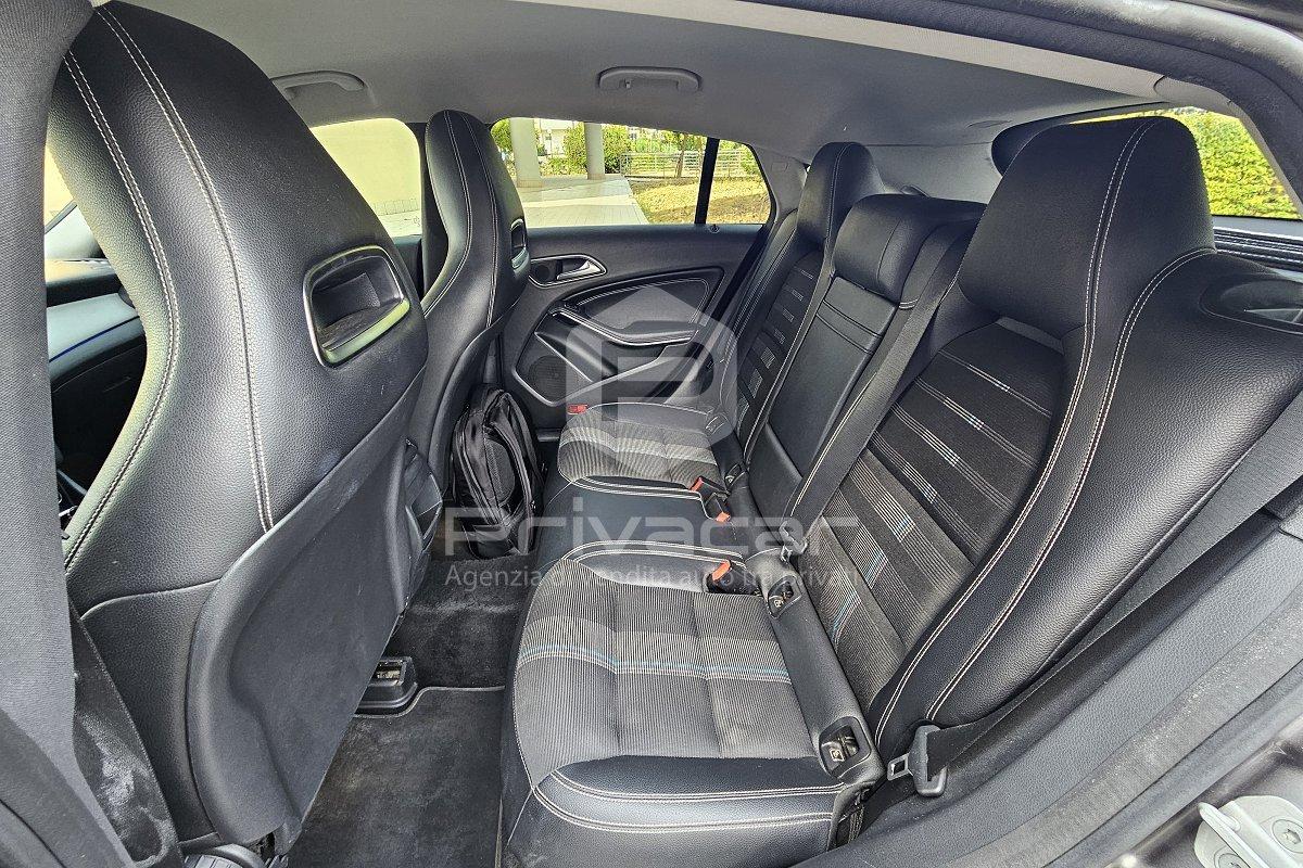 MERCEDES CLA 200 d S.W. Automatic Premium