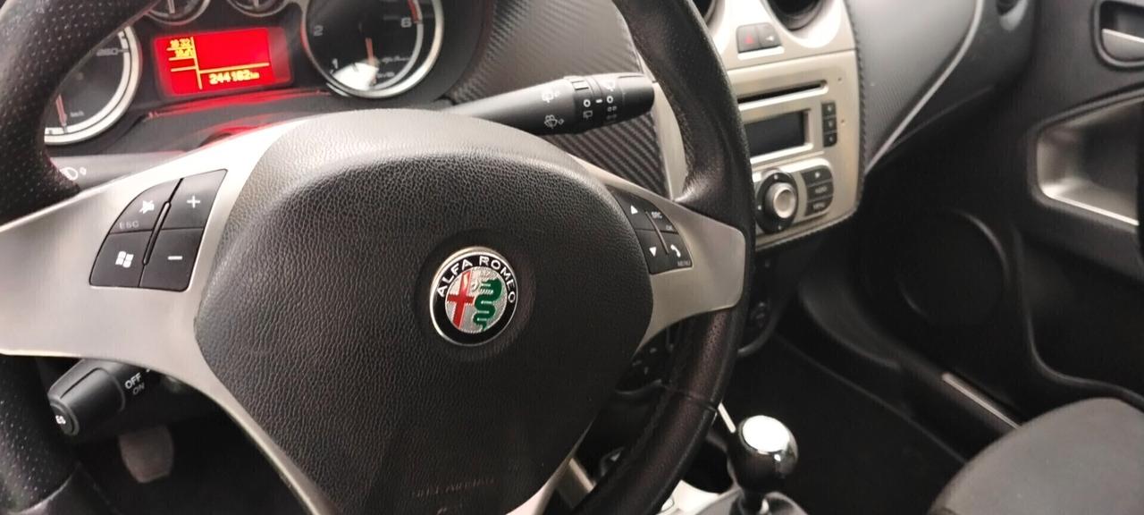 Alfa Romeo MiTo 1.3 JTDm-2 95 CV S&S Distinctive Sport Pack