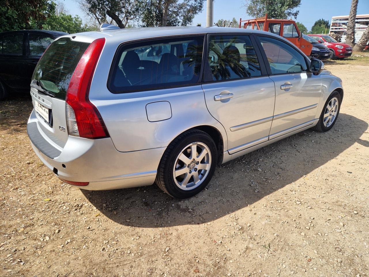 Volvo V50 D2 R-design 1.6 D - 2010