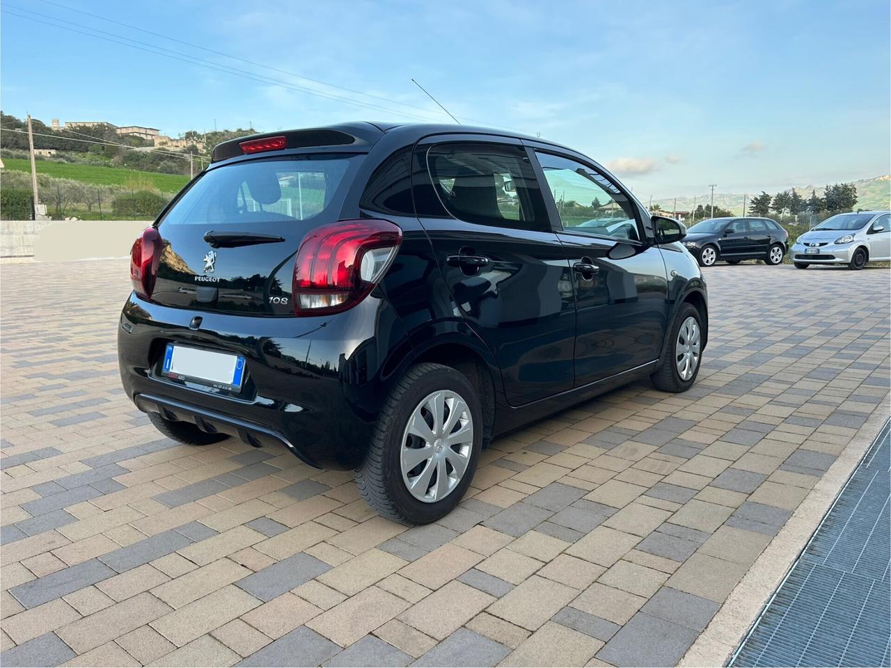 Peugeot 108 VTi 68 5 porte Active TOP!