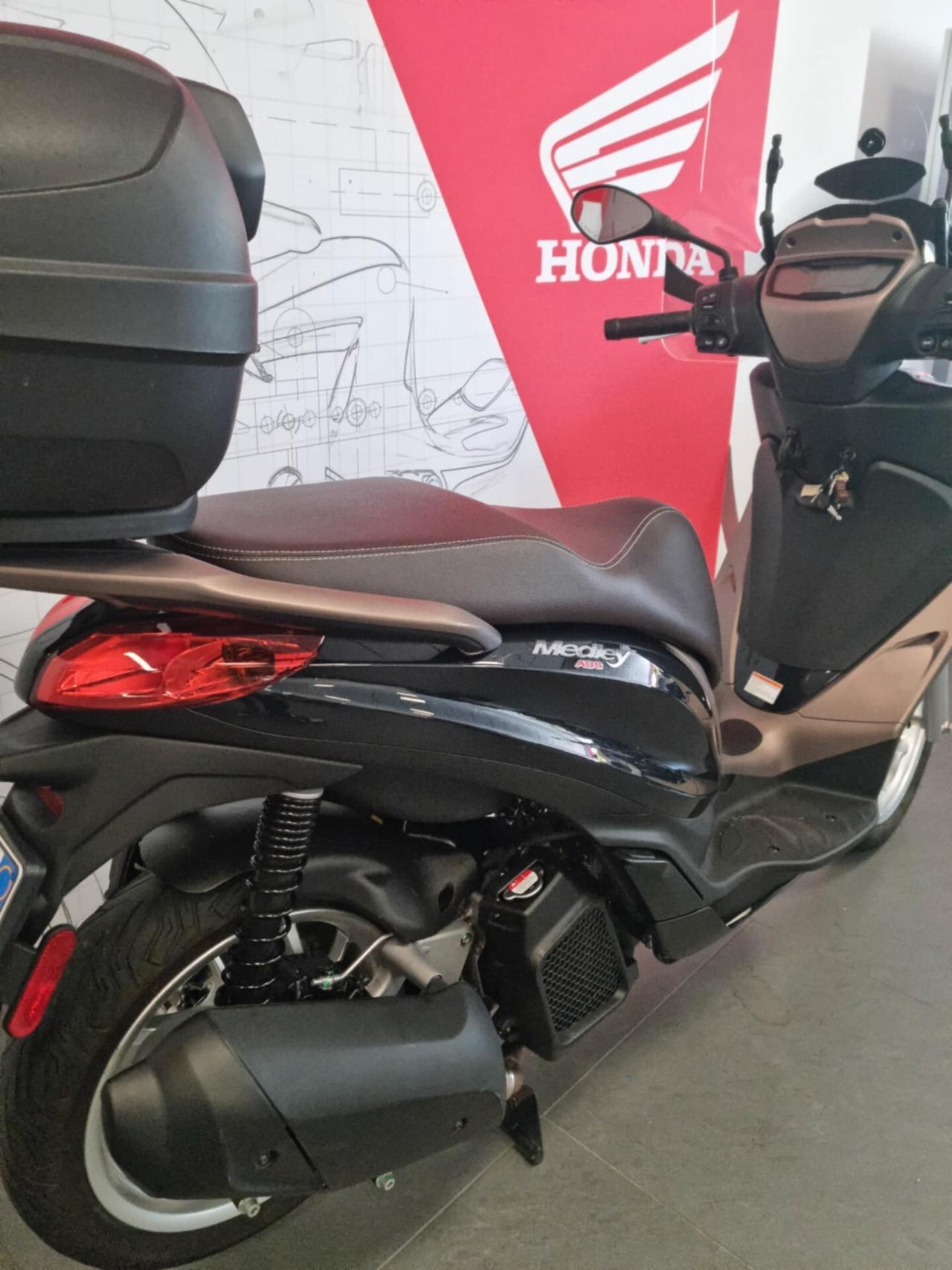 Piaggio Medley 150 - 2023 - 12.870 KM