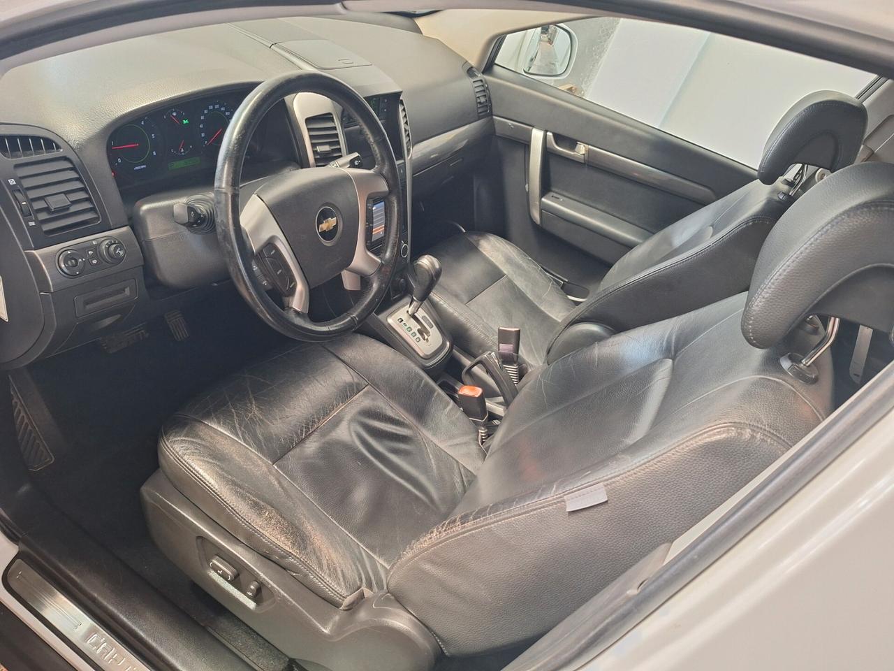 Chevrolet Captiva 2010-2.0 VCDi LT 7 POSTI NAVI 4X4 AUTOMATICA