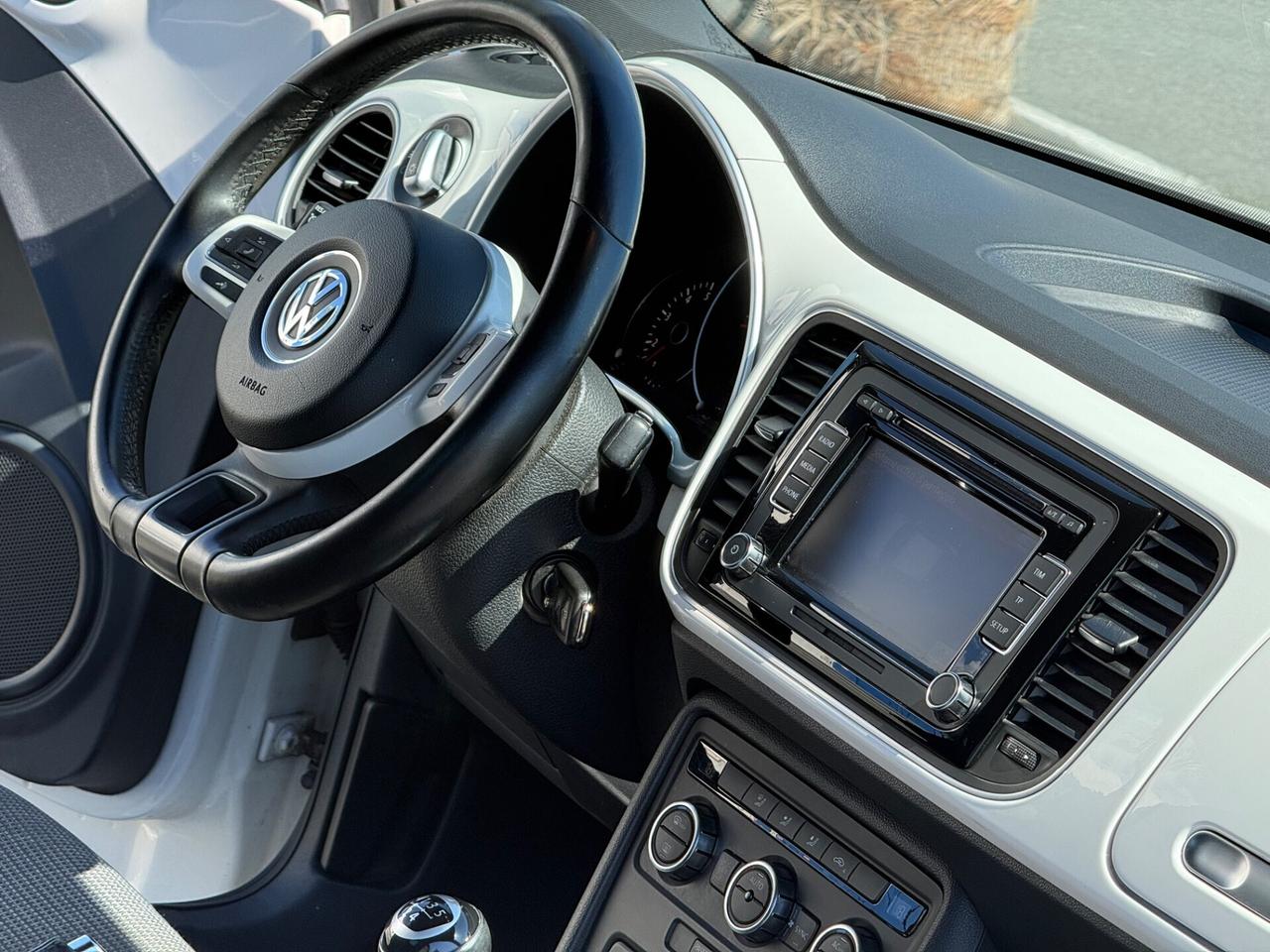 Volkswagen Maggiolino 1.6 TDI Design