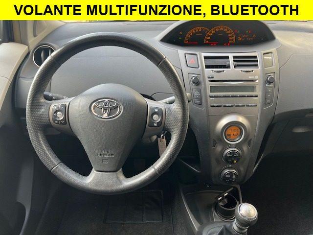 TOYOTA Yaris 1.3 5 porte Neopatentati
