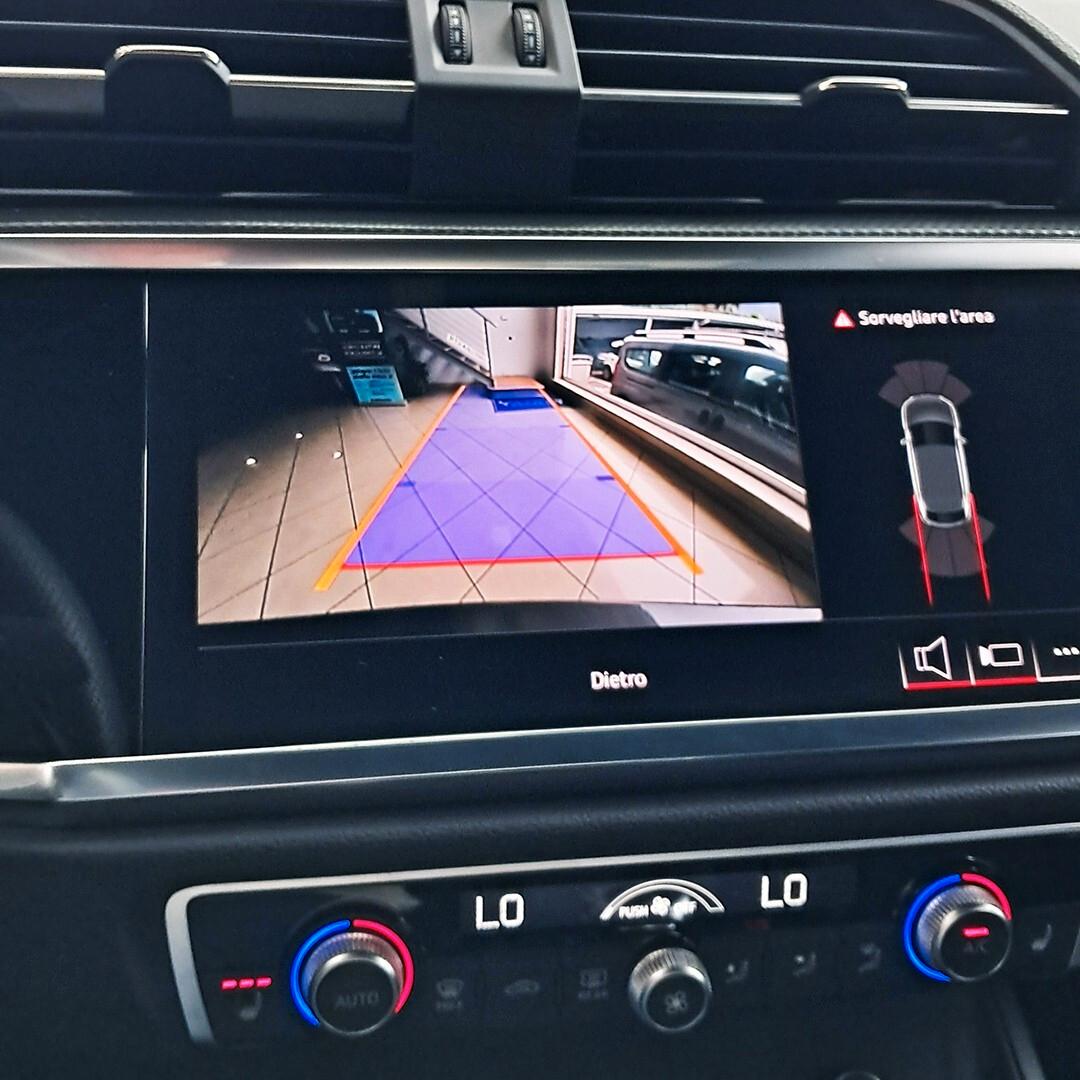 Audi Q3 SPB 35 TDI S tronic Identity Black /PELLE/R20