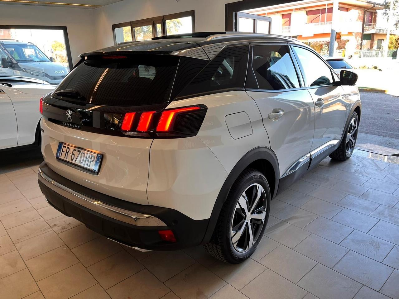 Peugeot 3008 BlueHDi 120 S&S Allure