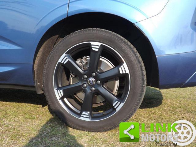 VOLVO XC60 allestimento R-design ben tenuta e manutentata