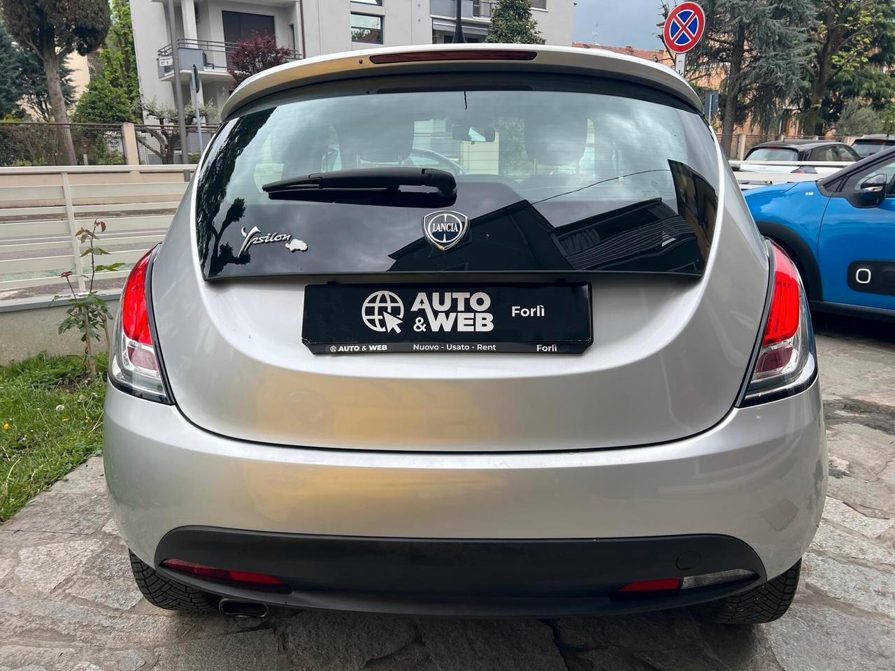 LANCIA YPSILON 1.2 69cv 5p SILVER NEOPATENTATI