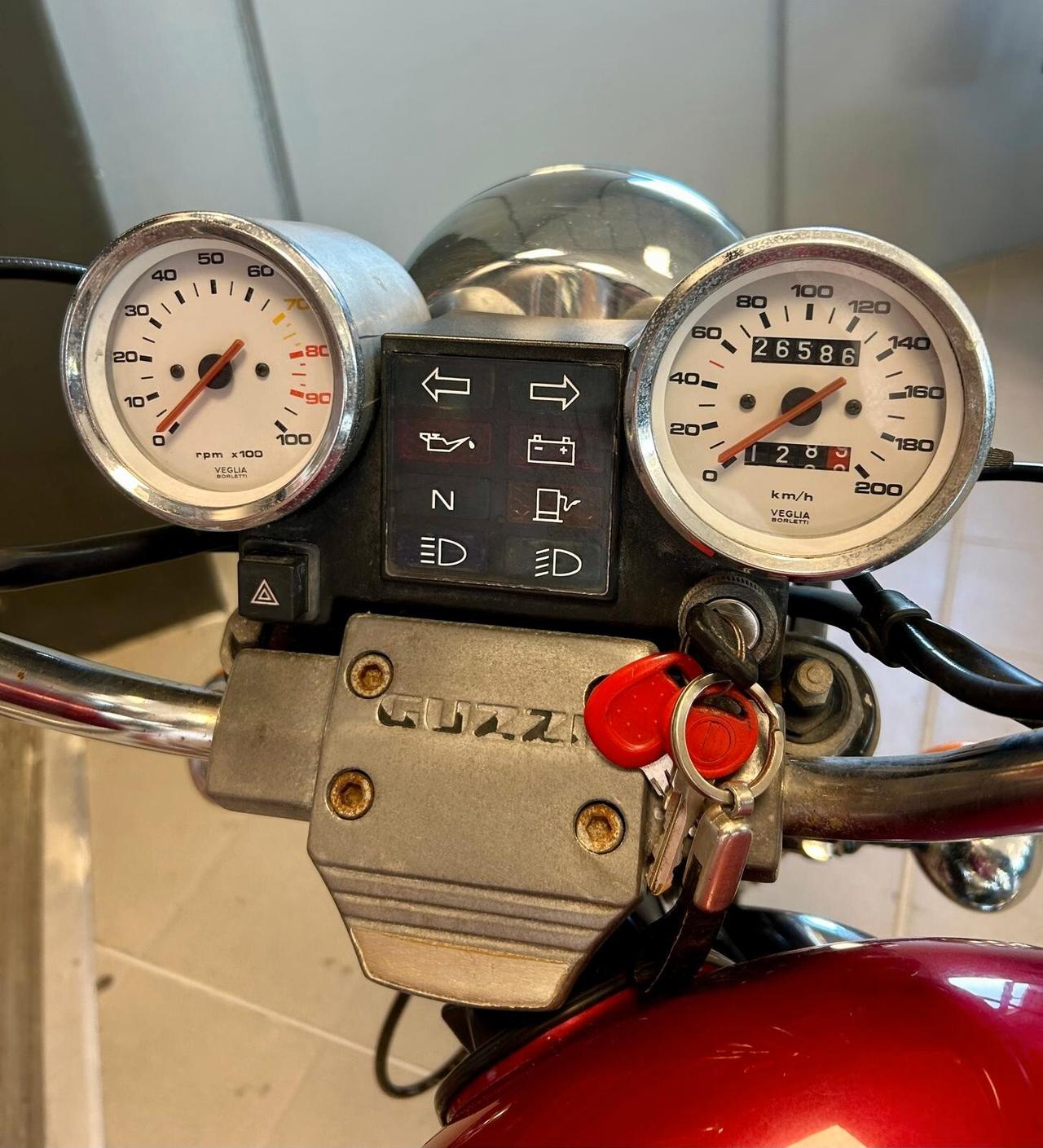 Moto Guzzi Nevada 750 Club
