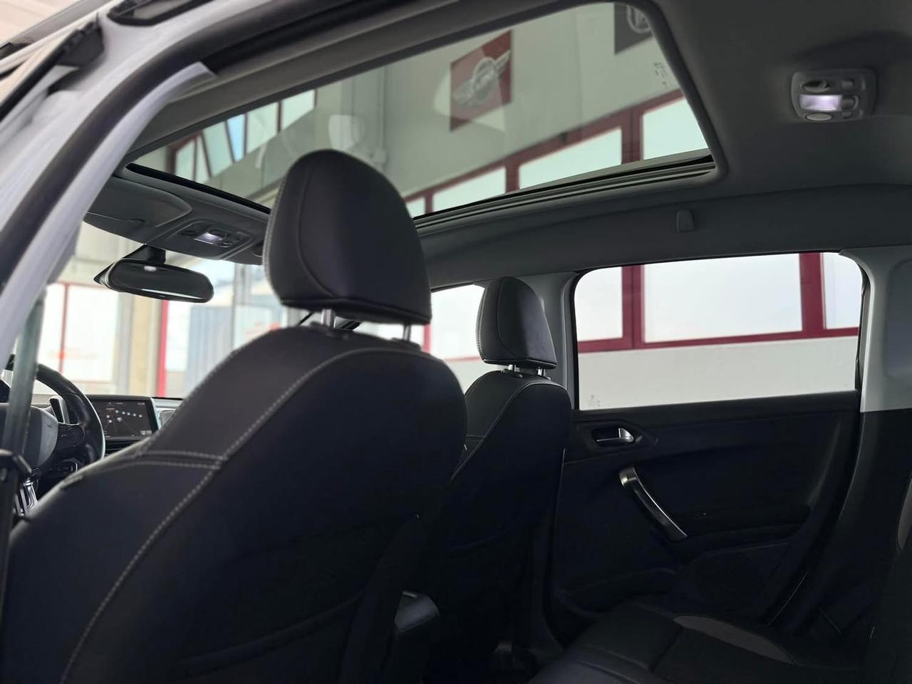 Peugeot 2008 1.6 Blue-hdi 120cv Allure 2016