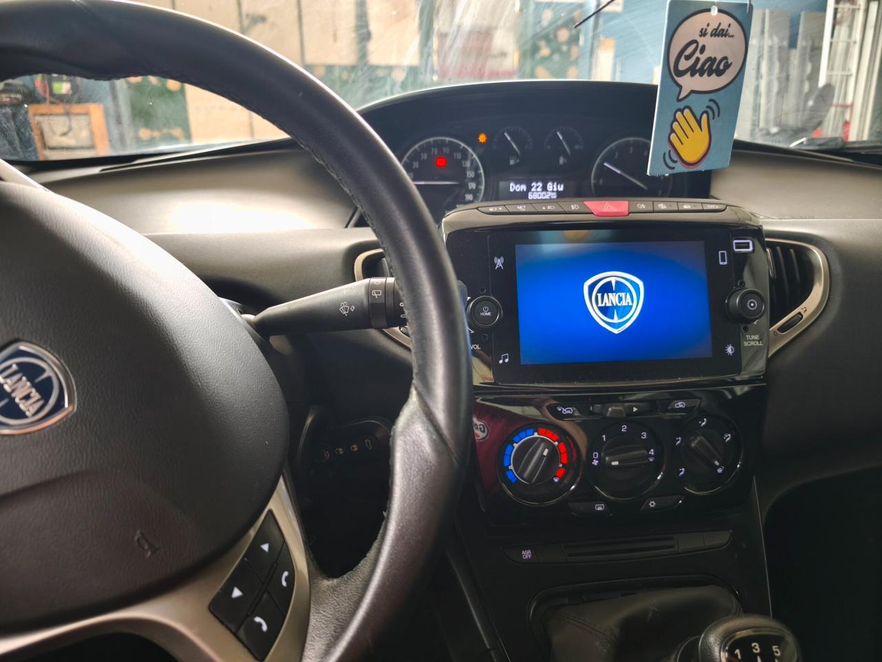 Lancia Ypsilon 5 porte S&S Hybrid Gold INCIDENTATA