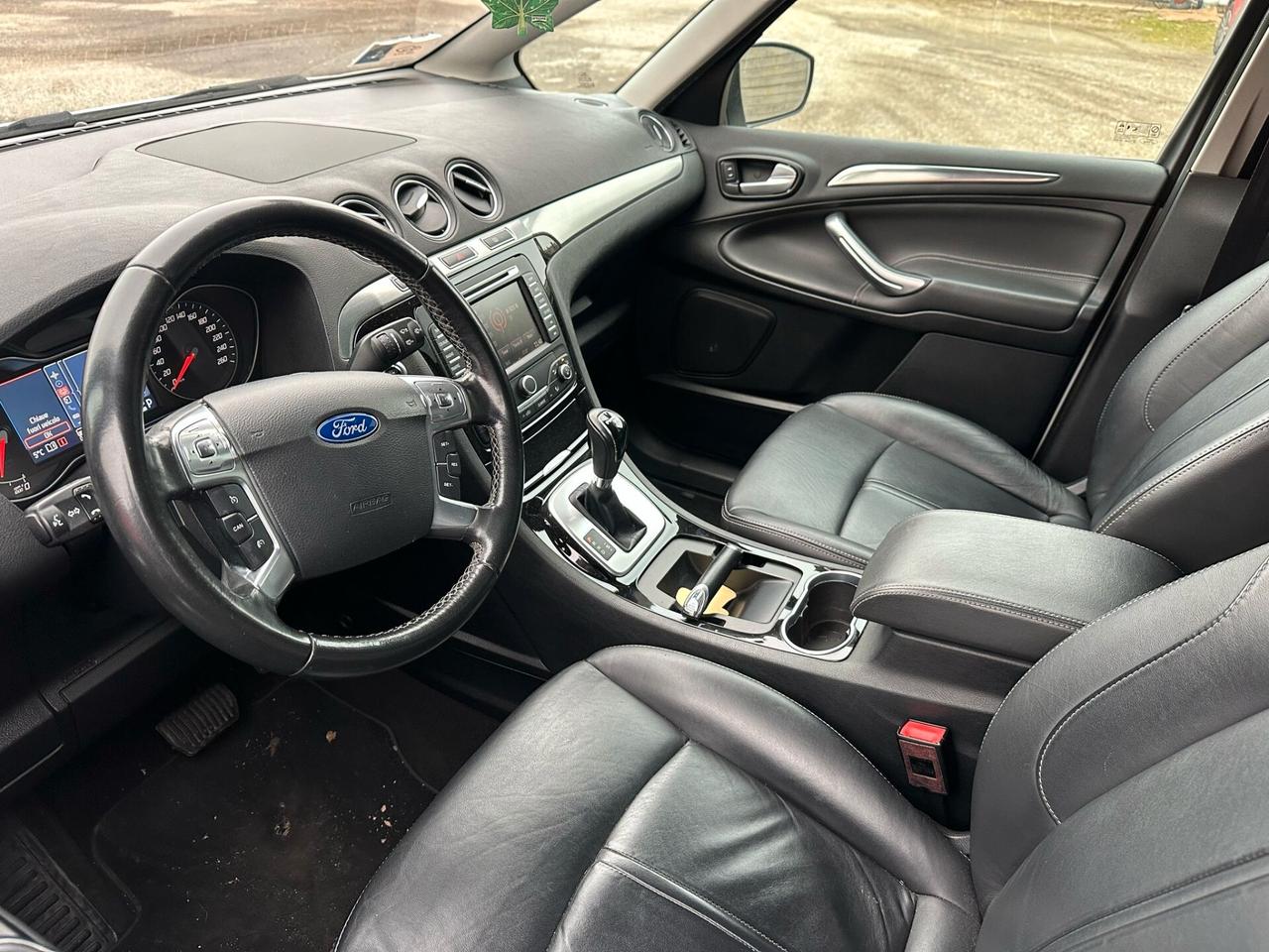 Ford S-Max 2.0 TDCi 163CV New Titanium