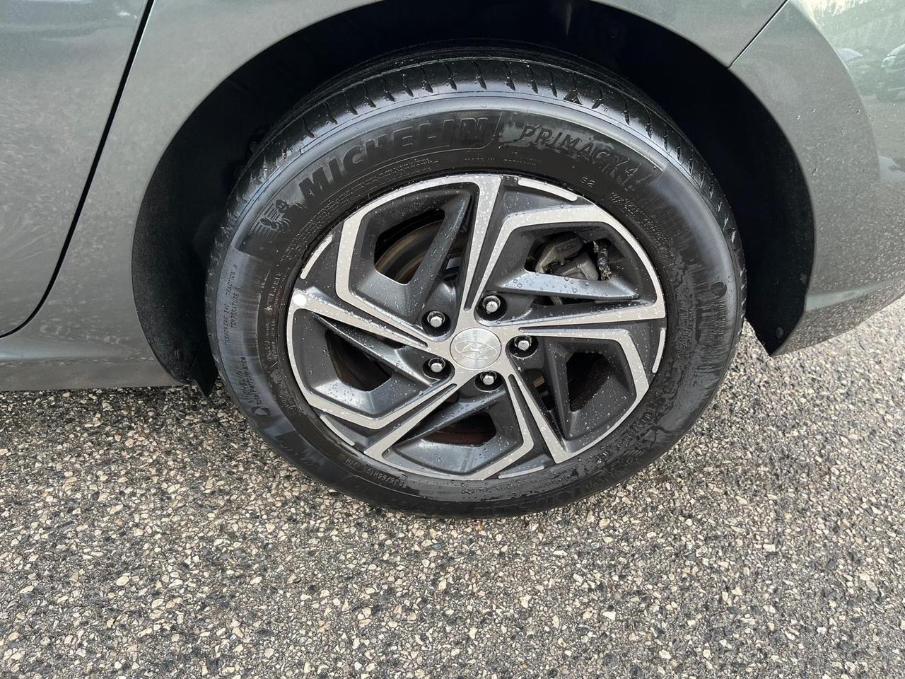 Hyundai i30-5p-1.0 hybrid- full-04/2023