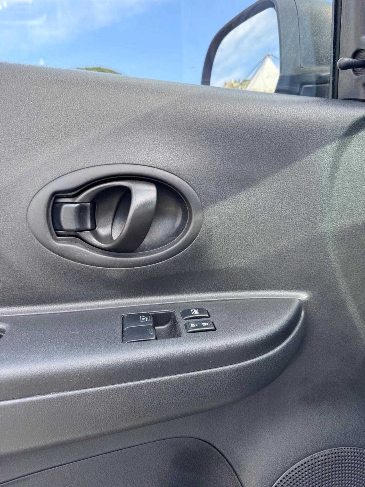 Nissan Micra 1.2 12V 5 porte Acenta