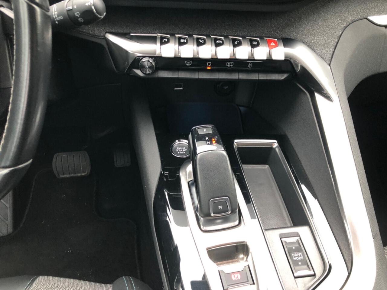 Peugeot 3008 BlueHDi 130 S&S EAT8 Allure Pack