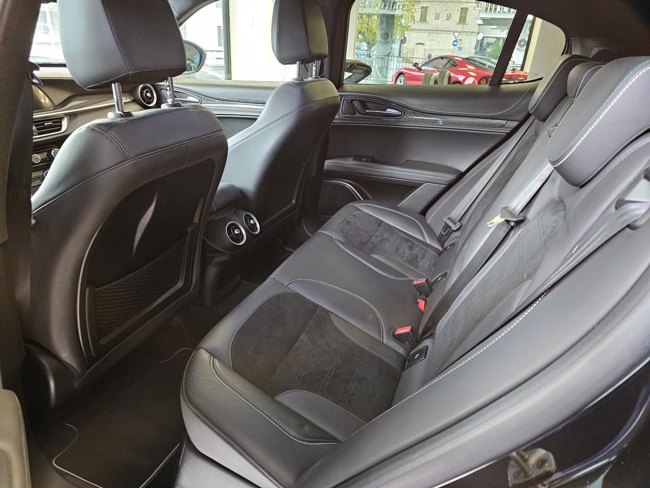 Alfa Romeo Stelvio 2.9 Bi-Turbo V6 510 CV AT8 Quadrifoglio