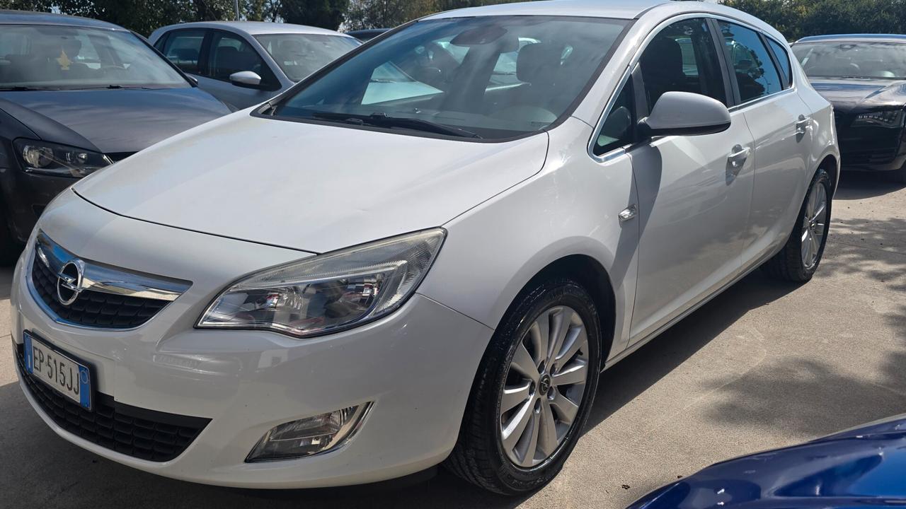 Opel Astra 1.7 CDTI 110CV 5 porte cosmo unico proprietario