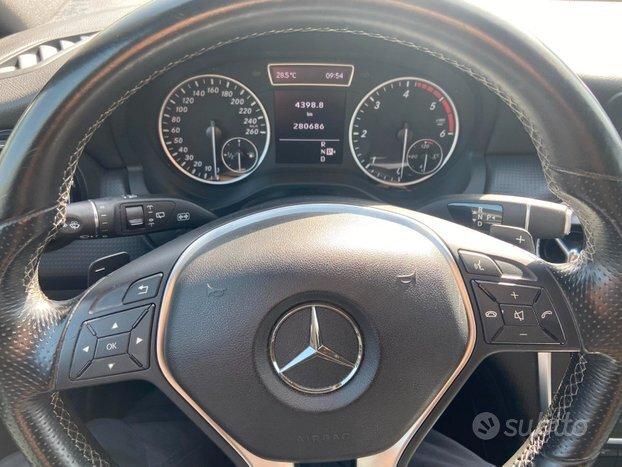 MERCEDES Classe A 180 CDI AUTOMATICO MOTORE MERCED