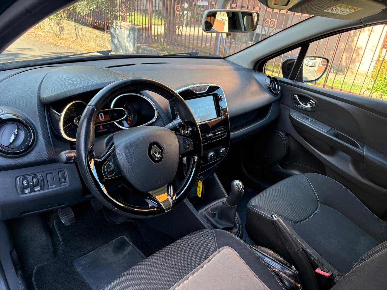 Renault Clio 1.5 dCi 8V 90CV Start&Stop 83gr 5 porte EcoBusiness
