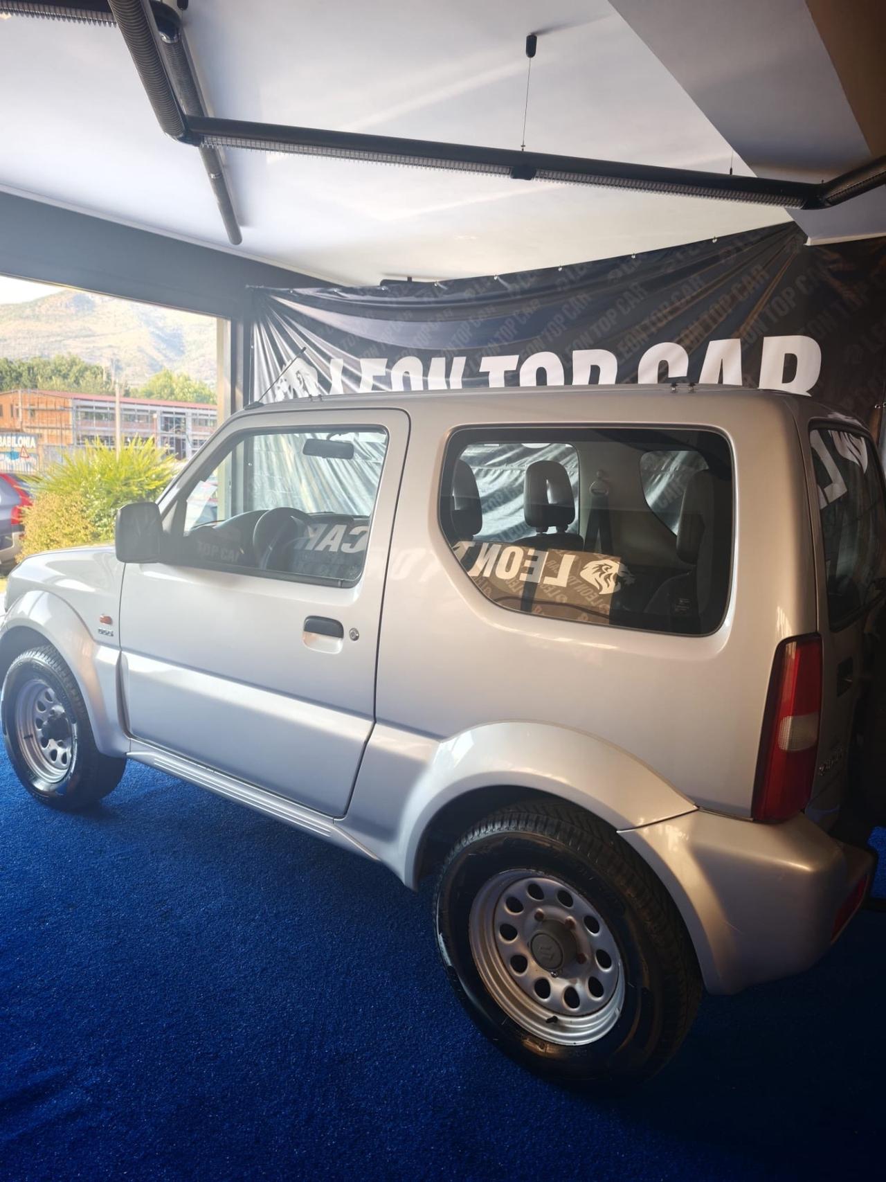 Suzuki Jimny 1.5 DDiS cat 4WD gancio traino omologato