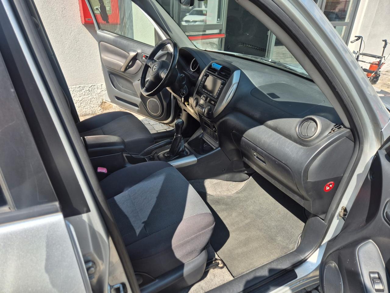 Toyota RAV 4 RAV4 2.0 Tdi D-4D cat 5 porte