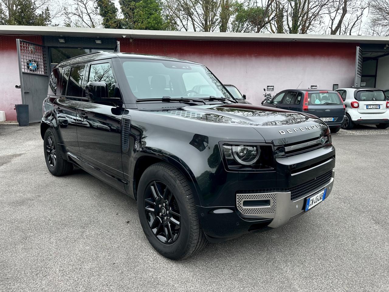 Land Rover Defender 110 3.0D I6 200 CV AWD Auto X-Dynamic SE Sospensioni Balck Edition Permute Rate Garantita