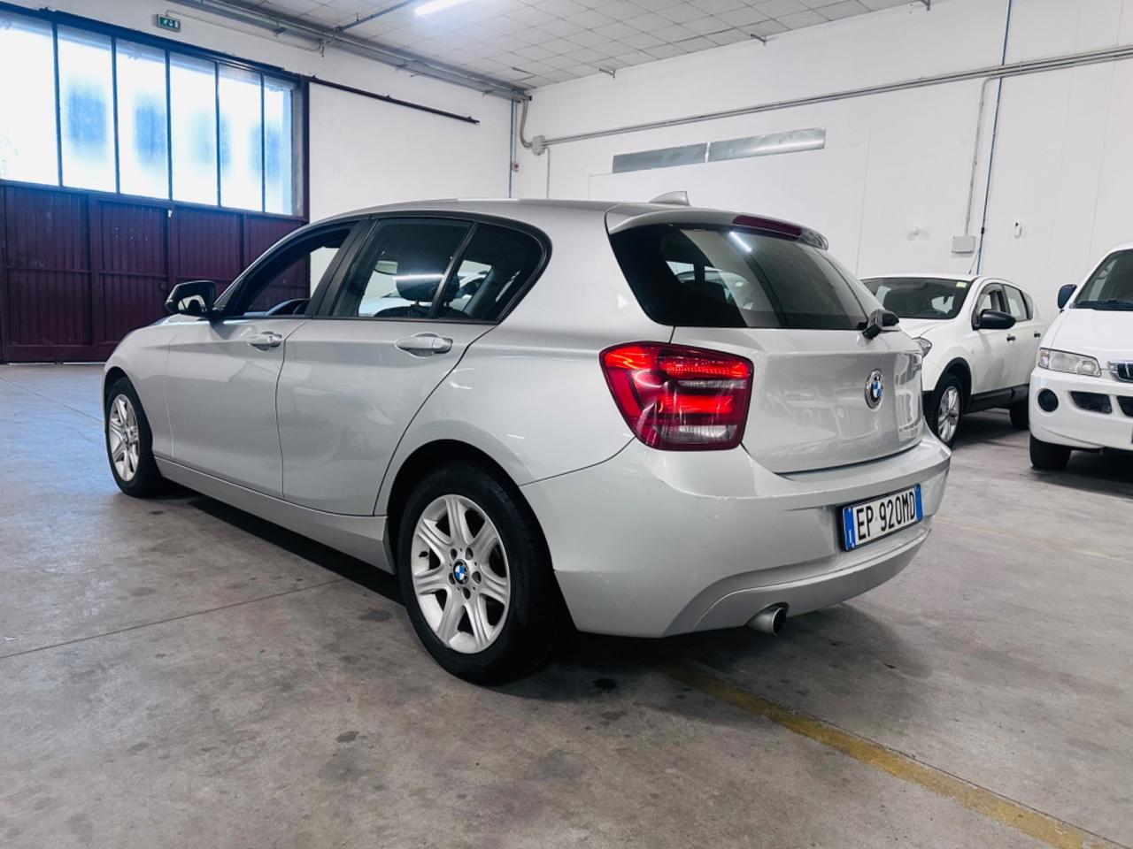 Bmw 118 120d 5p. Sport